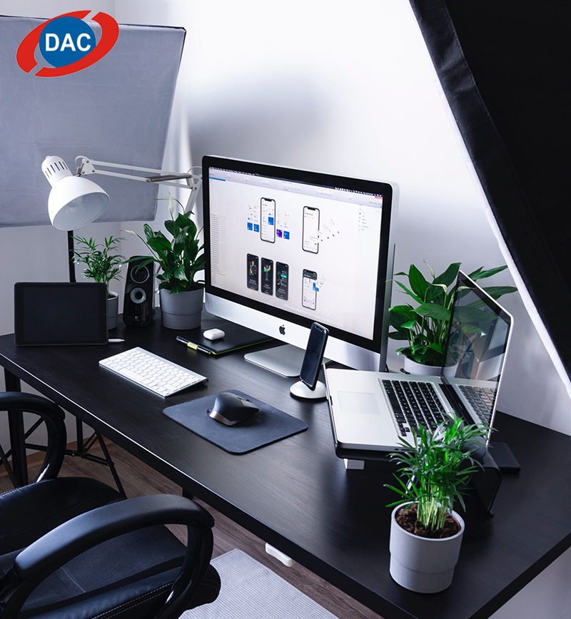 Người dùng của máy tính AIO và laptop